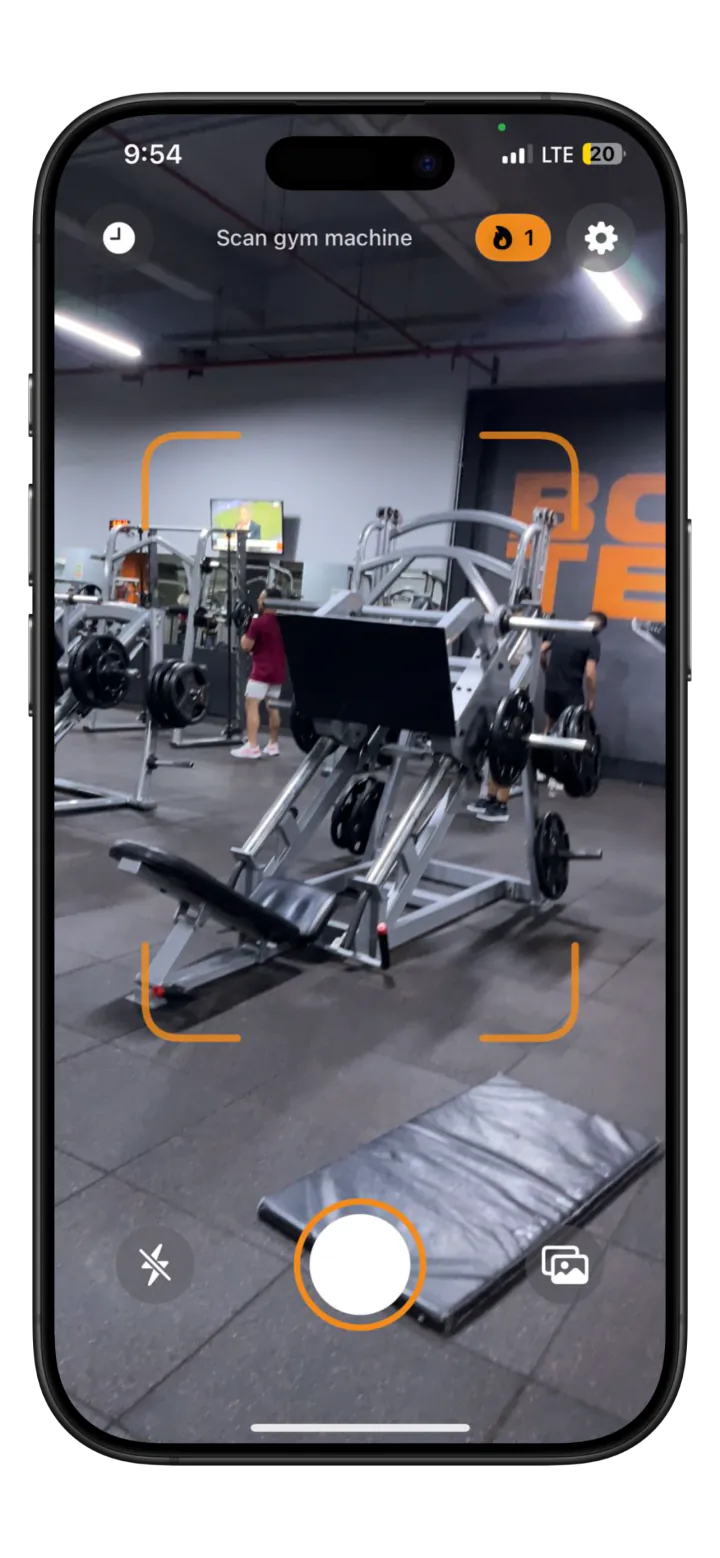 Scanning a gym machine with the Gymeo camera